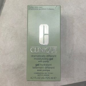 Clinique dramatically different moisturizing gel 4.2 oz